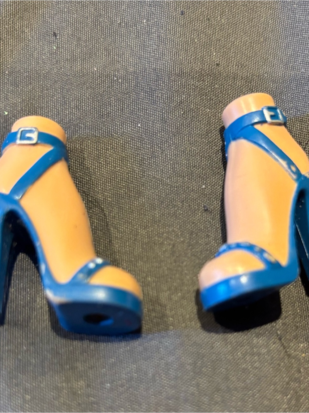Bratz Passion 4 Fashion - Cloes blue heels